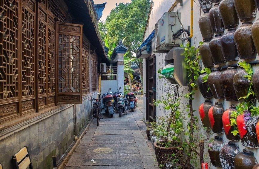 冰火知识箱-清朝奴婢太监说,“是”,是什么? 像云中歌男的说“维”,女的说“诺”的冷知识分享平台